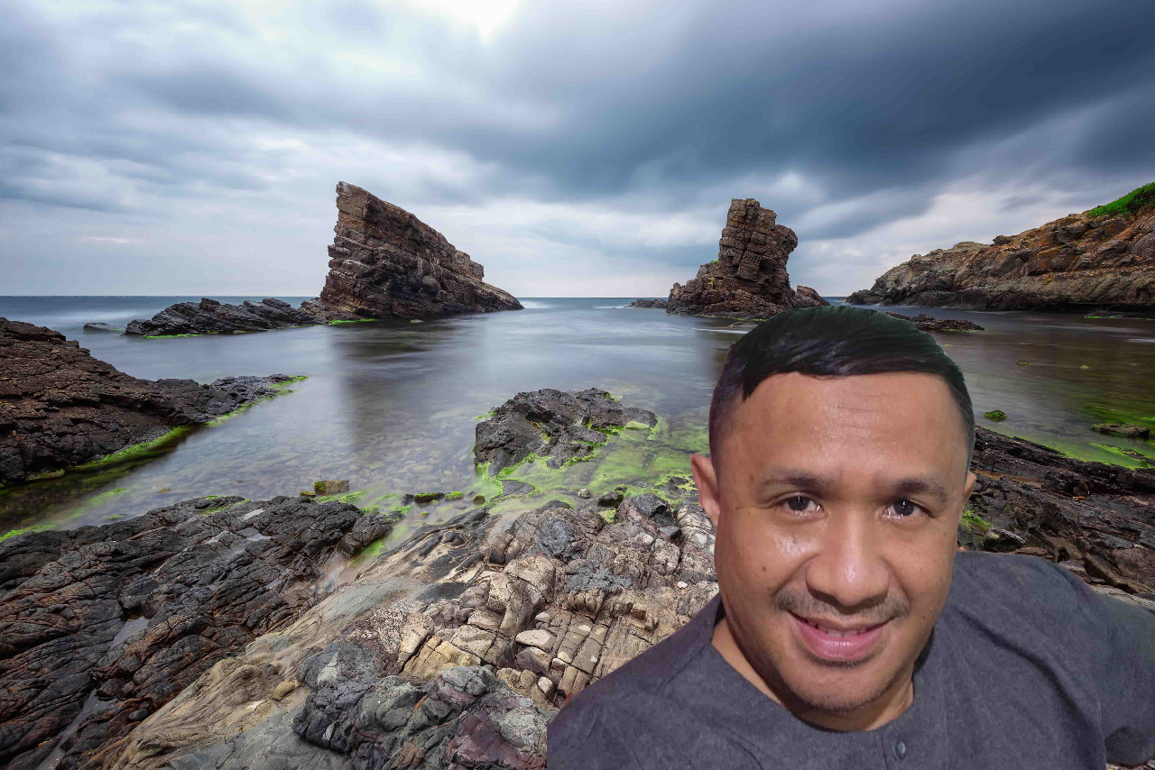 melarikan diri